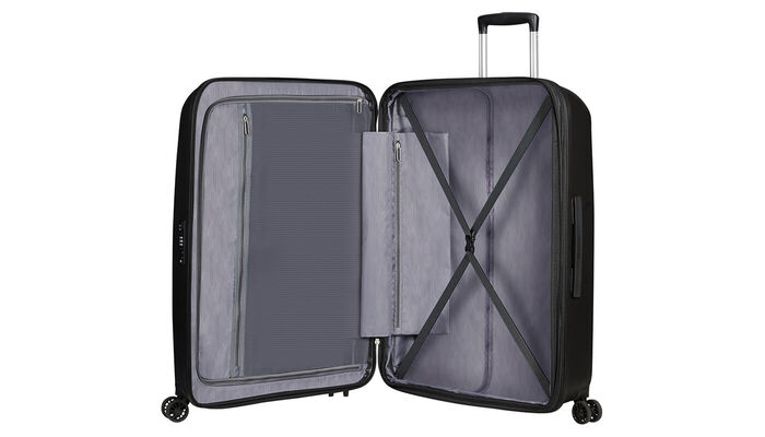 Wewnętrzna organizacja z dodatkową kieszenią zapinaną na zamek błyskawiczny