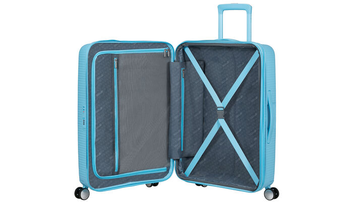 Wewnętrzna organizacja z dodatkową kieszenią zapinaną na suwak