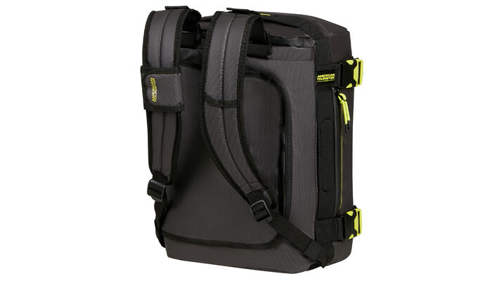 Chowane szelki plecaka