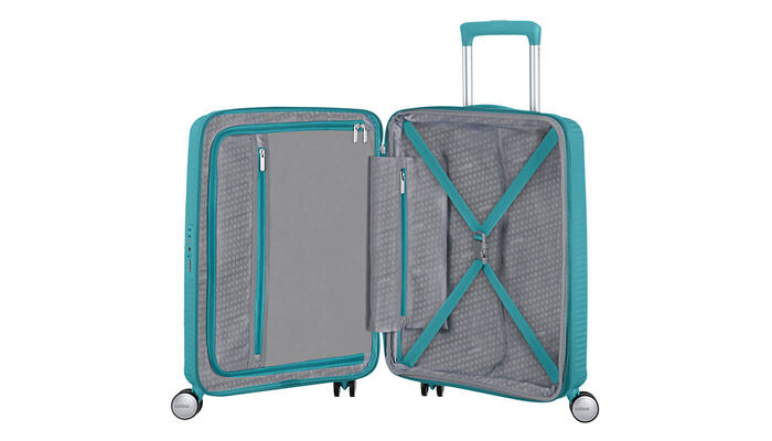 Wewnętrzna organizacja z dodatkową kieszenią zapinaną na suwak