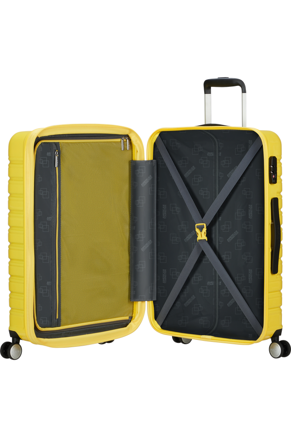 American Tourister Flashline Pop Spinner Exp TSA 67cm  Lemon Yellow American Tourister Flashline Pop Spinner Exp TSA 67cm  Lemon Yellow