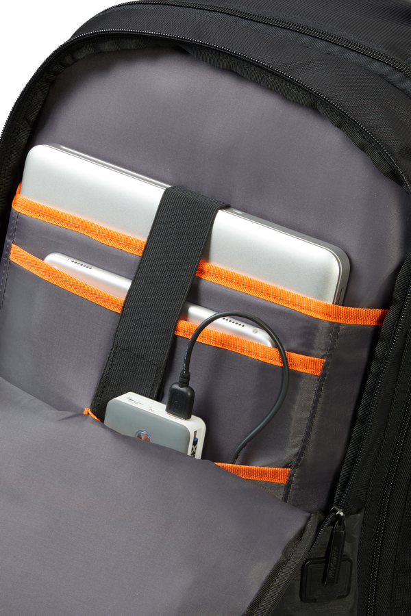 American Tourister At Work Laptop Backpack with Wheels Camo 15.6'  Czarny