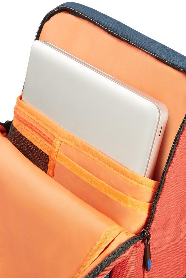 American Tourister Urban Groove Lifestyle Backpack 17.3inch  Navy/Red