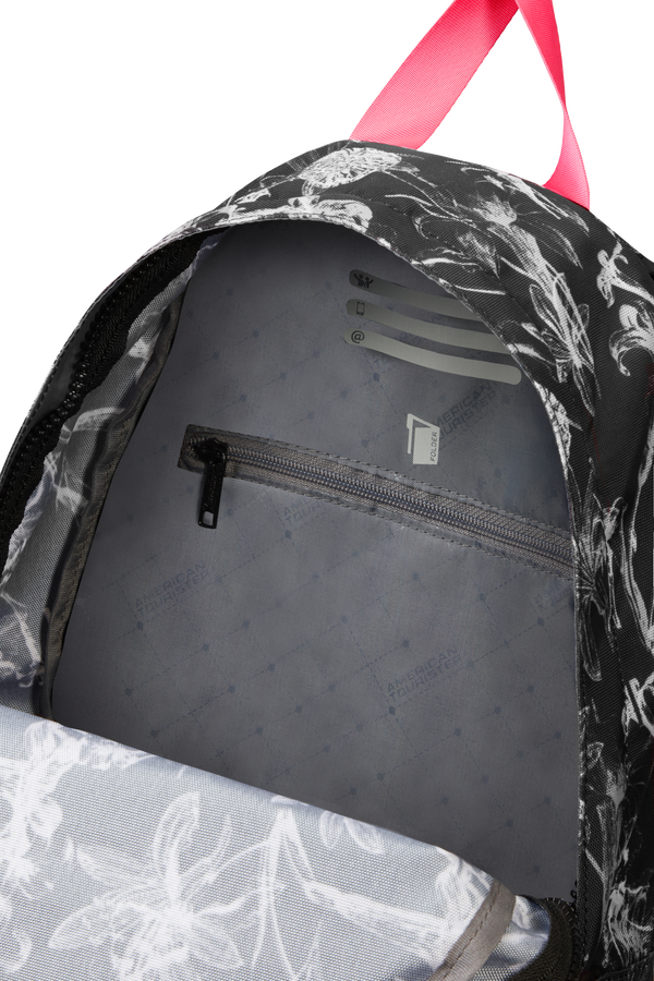 American Tourister Urban Groove Lifestyle Backpack 6  Flowers Black