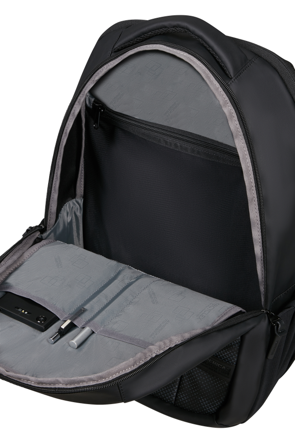 American Tourister Streethero Laptop Backpack Limited 15.6'  Urban Camo