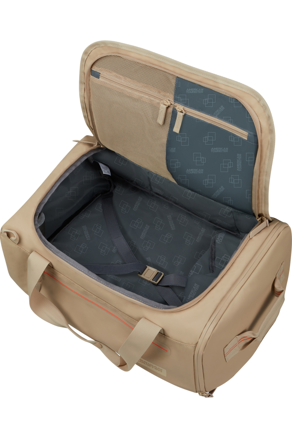 American Tourister Trailgo Duffle S  Beige American Tourister Trailgo Duffle S  Beige